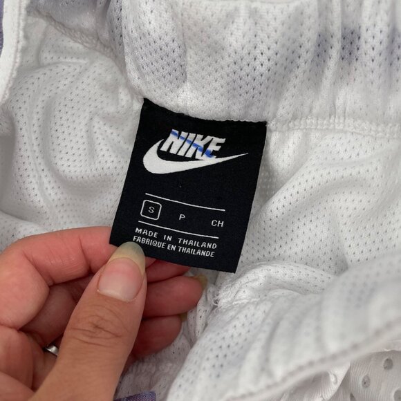 Nike Pleated Mesh White and Purple Shorts Youth Girls Size Small Athletic Sports - Picture 6 of 10